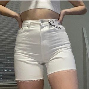 Glassons 90s Fit White Denim Shorts